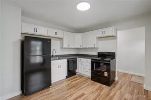 832 E 3rd St, Xenia, OH 45385 - Photo 8