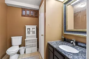 277 Shadywood Dr, Dayton, OH 45415 - Photo 34