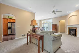 6845 Lorien Woods Dr, Miami Township, OH 45459 - Photo 4