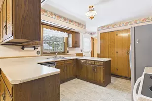 1326 Lemcke Rd, Dayton, OH 45434 - Photo 8