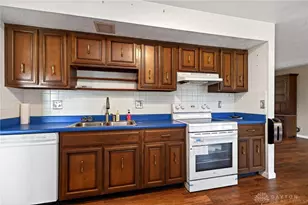 4952 Old Salem Rd, Englewood, OH 45322 - Photo 12