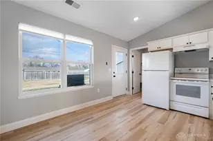 254 Crosswell Ave, Brookville, OH 45309 - Photo 12