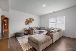 151 Autumn Maple Ln, Brookville, OH 45309 - Photo 4