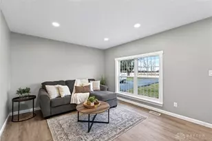 2925 S Tecumseh Rd, Springfield, OH 45502 - Photo 6