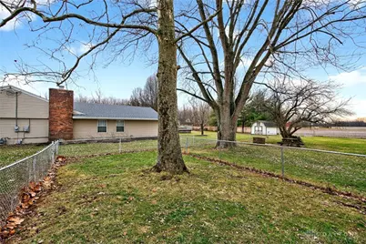 2925 S Tecumseh Road, Springfield, OH 45502 - Photo 26