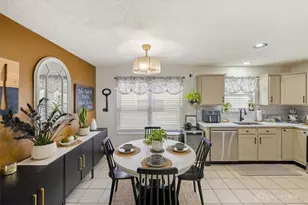 867 Gearhardt Ln, Troy, OH 45373 - Photo 16