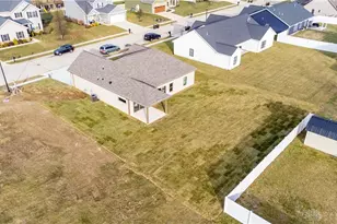 3005 Seminole Way, Piqua, OH 45356 - Photo 4