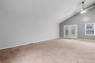 6681 Deer Knolls Drive, Dayton, OH 45424 - Photo 12