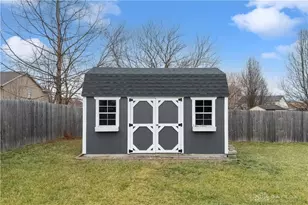 6681 Deer Knolls Dr, Dayton, OH 45424 - Photo 8