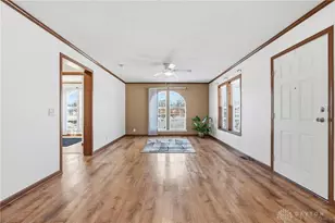 12195 Wellington Ave, Medway, OH 45341 - Photo 4