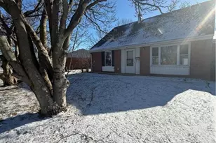 40 Greencliff Dr, Englewood, OH 45322 - Photo 2