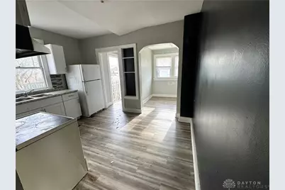 200 E Siebenthaler Avenue, Dayton, OH 45405 - Photo 6