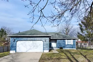 3400 Sunnyside Dr, Beavercreek, OH 45432 - Photo 2