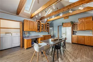 1405 Ohmer Ave, Dayton, OH 45410 - Photo 6