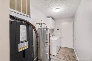 1596 Longbow Ln, Dayton, OH 45449 - Photo 14