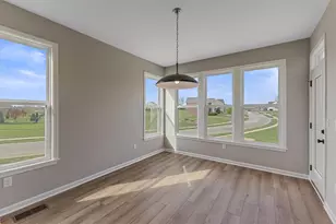 3605 Cypress Pointe Dr, Bellbrook, OH 45305 - Photo 10