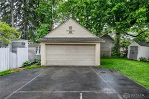 54 Beverly Pl, Oakwood, OH 45419 - Photo 32