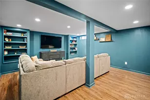 2389 Windsor Village Dr, Miamisburg, OH 45342 - Photo 22