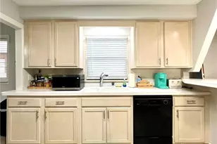 99 Woolery Ln, Dayton, OH 45415 - Photo 6