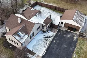 99 Woolery Ln, Dayton, OH 45415 - Photo 2