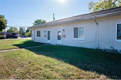 101 Maple Gardens Drive, Englewood, OH 45322 - Photo 8