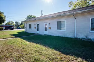 101 Maple Gardens Dr, Englewood, OH 45322 - Photo 8