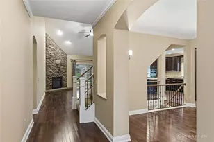 1174 Club View Dr, Dayton, OH 45458 - Photo 4