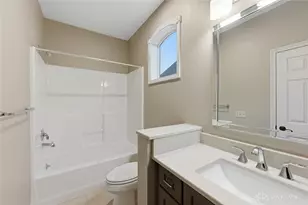 1174 Club View Dr, Dayton, OH 45458 - Photo 48