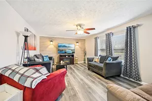 6559 River's Edge Dr, Lewis Center, OH 43035 - Photo 8