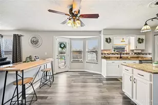 6559 River's Edge Dr, Lewis Center, OH 43035 - Photo 12