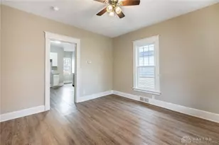 708 Auburn St, Middletown, OH 45042 - Photo 2