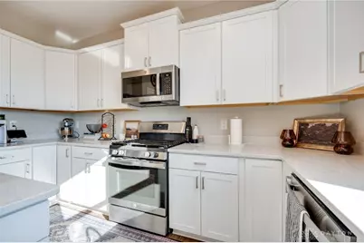 550 Crossing Lane, Dayton, OH 45449 - Photo 14