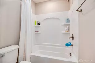 550 Crossing Ln, Dayton, OH 45449 - Photo 32