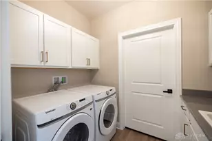 1507 Kingsgate Rd, Springfield, OH 45502 - Photo 16