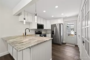 2105 Pittsfield St, Kettering, OH 45420 - Photo 12