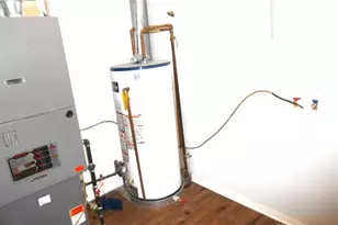 7999 Blackshear Dr, Dayton, OH 45424 - Photo 8