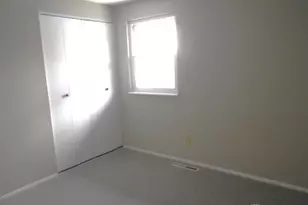 7999 Blackshear Dr, Dayton, OH 45424 - Photo 12