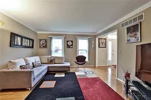 9829 Orchard Club Dr, Cincinnati, OH 45242 - Photo 8