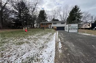 4957 Utica Rd, Waynesville, OH 45068 - Photo 1