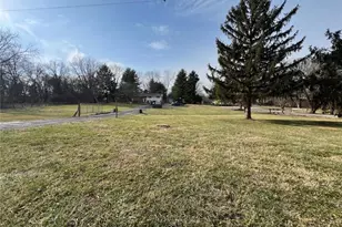 4957 Utica Rd, Waynesville, OH 45068 - Photo 4