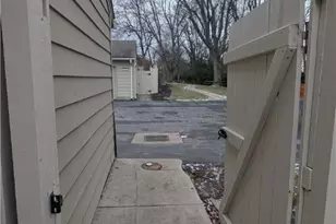 7809 Capitol Hill Ln, Dayton, OH 45459 - Photo 44