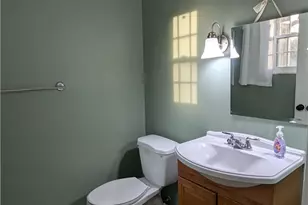 7809 Capitol Hill Ln, Dayton, OH 45459 - Photo 8