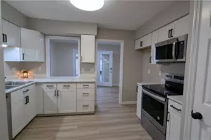 7809 Capitol Hill Ln, Dayton, OH 45459 - Photo 2