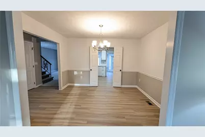 7809 Capitol Hill Lane, Dayton, OH 45459 - Photo 8