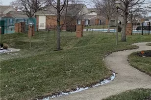 7809 Capitol Hill Ln, Dayton, OH 45459 - Photo 2