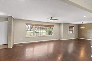 4096 Woodedge Dr, Bellbrook, OH 45305 - Photo 10