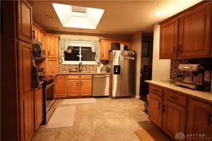 4096 Woodedge Dr, Bellbrook, OH 45305 - Photo 4