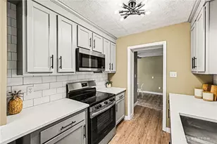 1947 Forestdale Ave, Beavercreek, OH 45432 - Photo 10