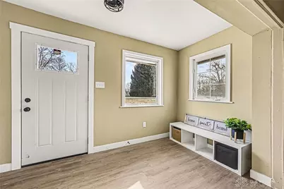 1947 Forestdale Avenue, Beavercreek, OH 45432 - Photo 4