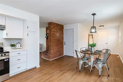 225 S Main Street, Centerville, OH 45458 - Photo 6